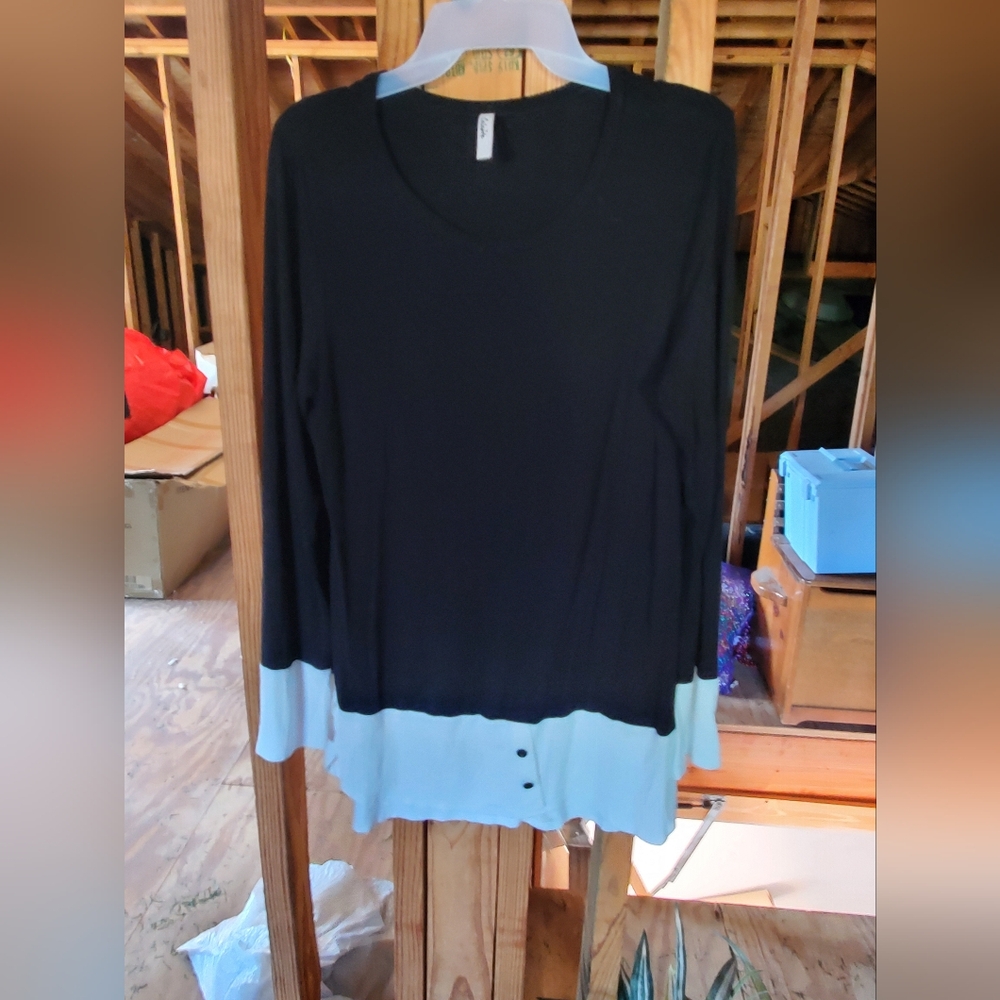 Color blocked shirt